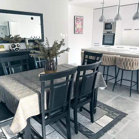 Rosa House 3 Bed, 3 Bath In Dugi Otok