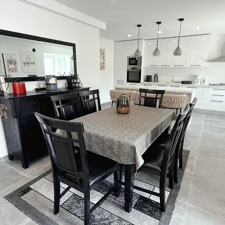 Rosa House 3 Bed, 3 Bath In Dugi Otok Prázdninový dům *